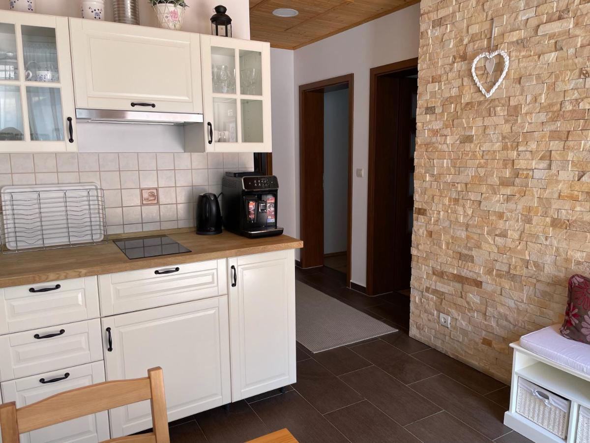 Corner Vendeghaz Hotel Veszprém Екстериор снимка