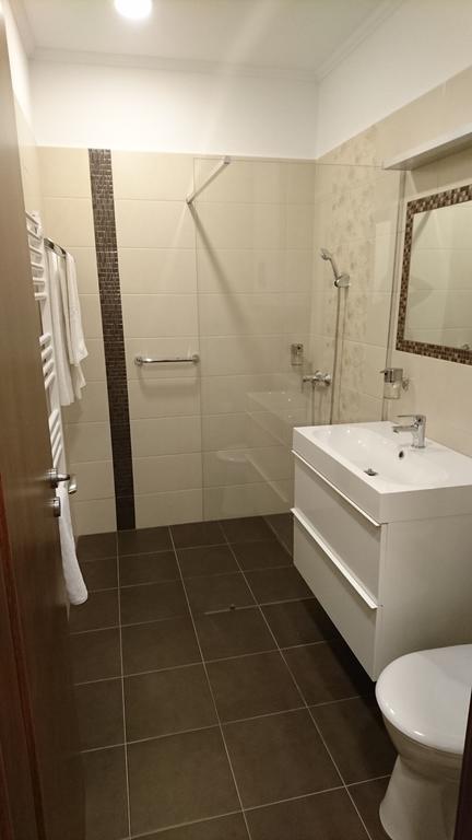 Corner Vendeghaz Hotel Veszprém Екстериор снимка