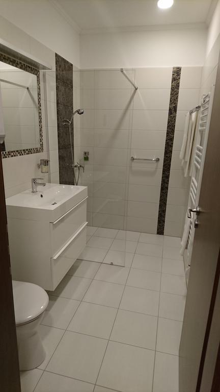 Corner Vendeghaz Hotel Veszprém Екстериор снимка